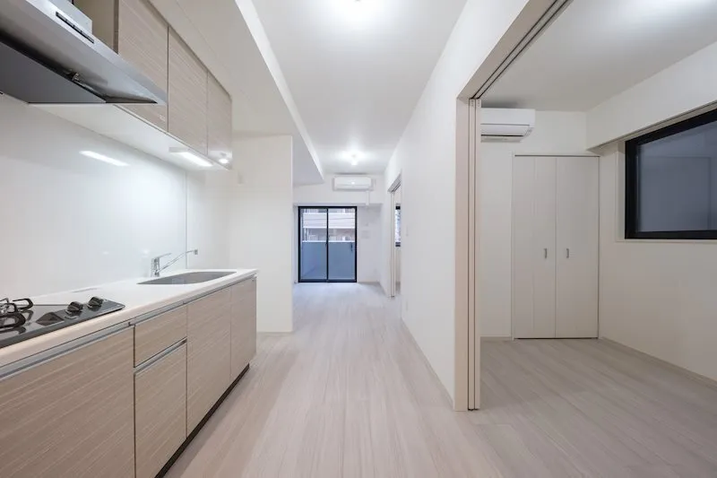 Due Iriya I - Interior - ["Flooring", "Ceiling", "Floor"]