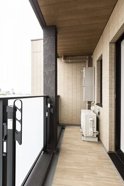 Comforia Kitazawa - Interior - ["Building", "Fixture", "Wood"]