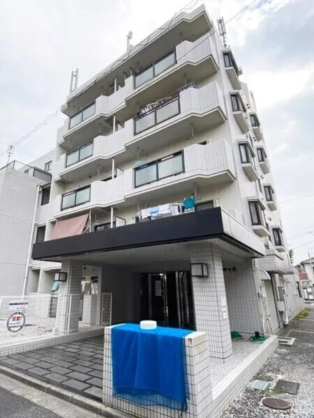Domir Yotsugi - Exterior - ["Apartment", "Facade", "Urban design"]