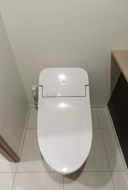 Comforia Kitazawa - Interior - ["Plumbing fixture", "Rectangle", "Automotive exterior"]