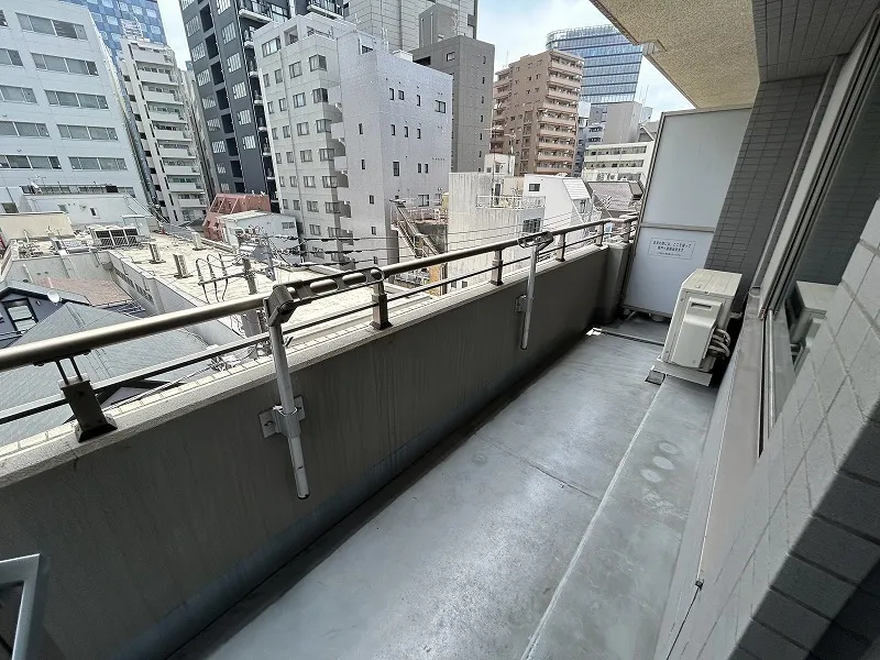 Shiba Park Apartment - Interior - ["Apartment", "Composite material", "Condominium"]