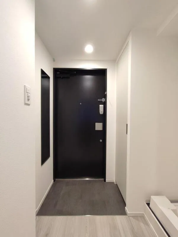 Cross Residence Takadanobaba - Interior - ["Flooring", "Floor", "Wall"]