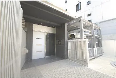 Park Axis Takadanobaba - Exterior - Main Entrance