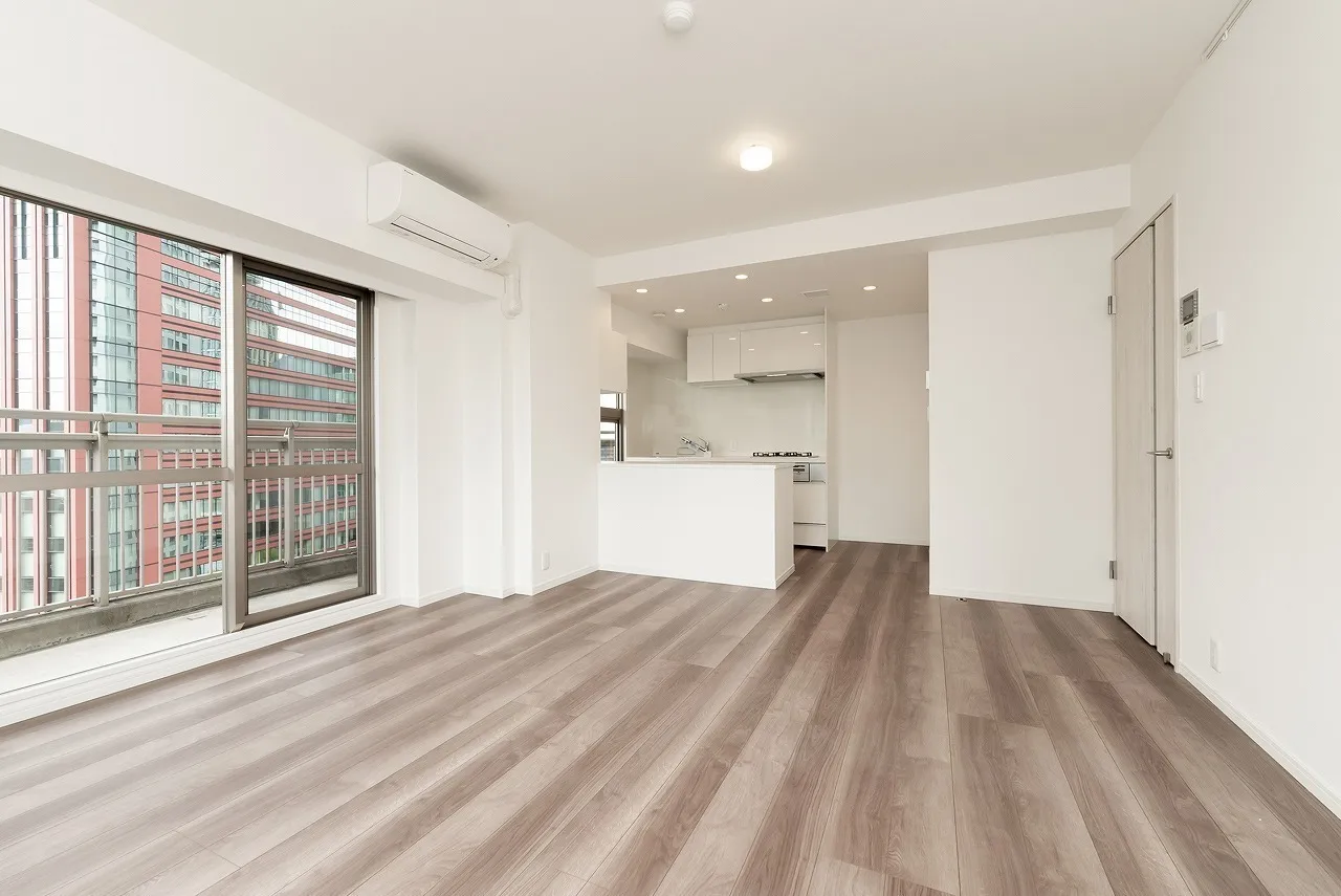 Platine Tamachi - Interior - ["Wood flooring", "Flooring", "Apartment"]