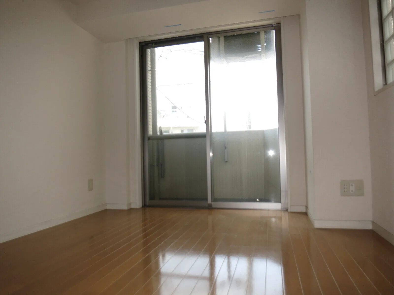 HF Meidaimae Residence - Interior - ["Flooring", "Floor", "Wood flooring"]