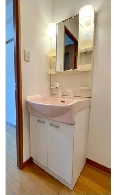 T. Halzion - Interior - ["Bathroom Sink", "Plumbing fixture", "Sink"]