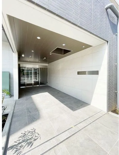 Comforia Live Shimura 3-Chome - Exterior - ["Ceiling", "Tile Flooring", "Tile"]