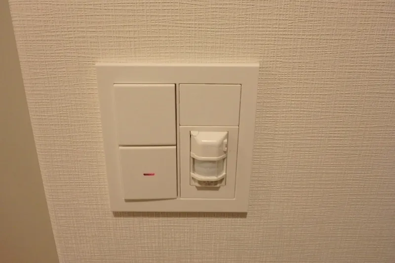 Gran Casa Oshima - Interior - ["Technology", "Wall Socket", "Light switch"]