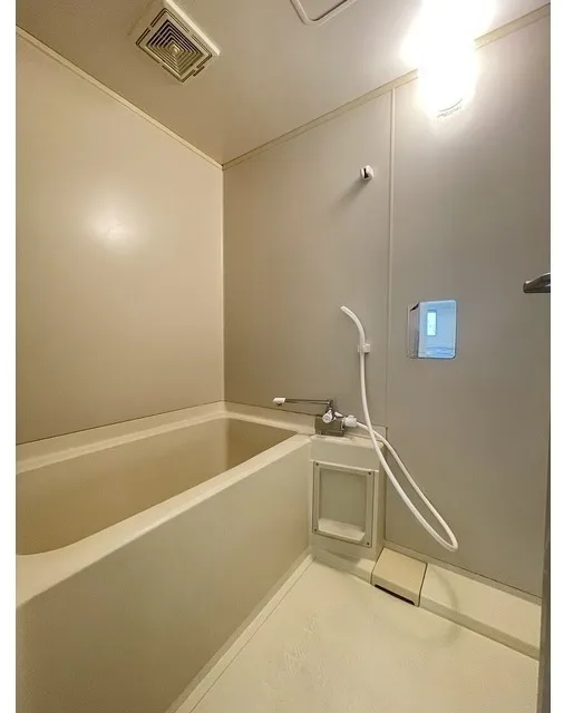 YMT Place I - Interior - ["Flooring", "Plumbing fixture", "Floor"]