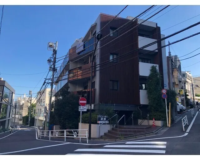 Stylio Shibuya Nanpeidai - Exterior - ["Sky", "Building", "Street light"]