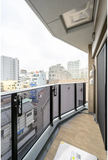 LEFONT PROGRAM Ueno Inaricho - Interior - ["Apartment", "Balcony", "Composite material"]