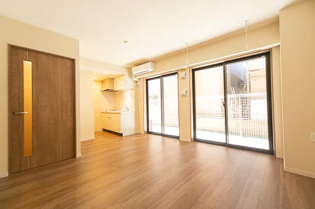 Maison De Takaya - Interior - ["Flooring", "Floor", "Wood flooring"]