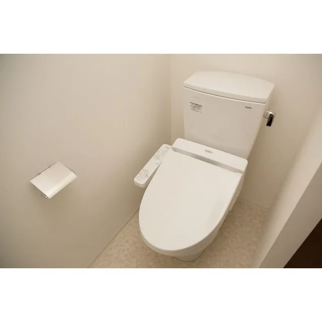 Comforia Shibuya West - Interior - ["Toilet", "Rectangle", "Wood"]