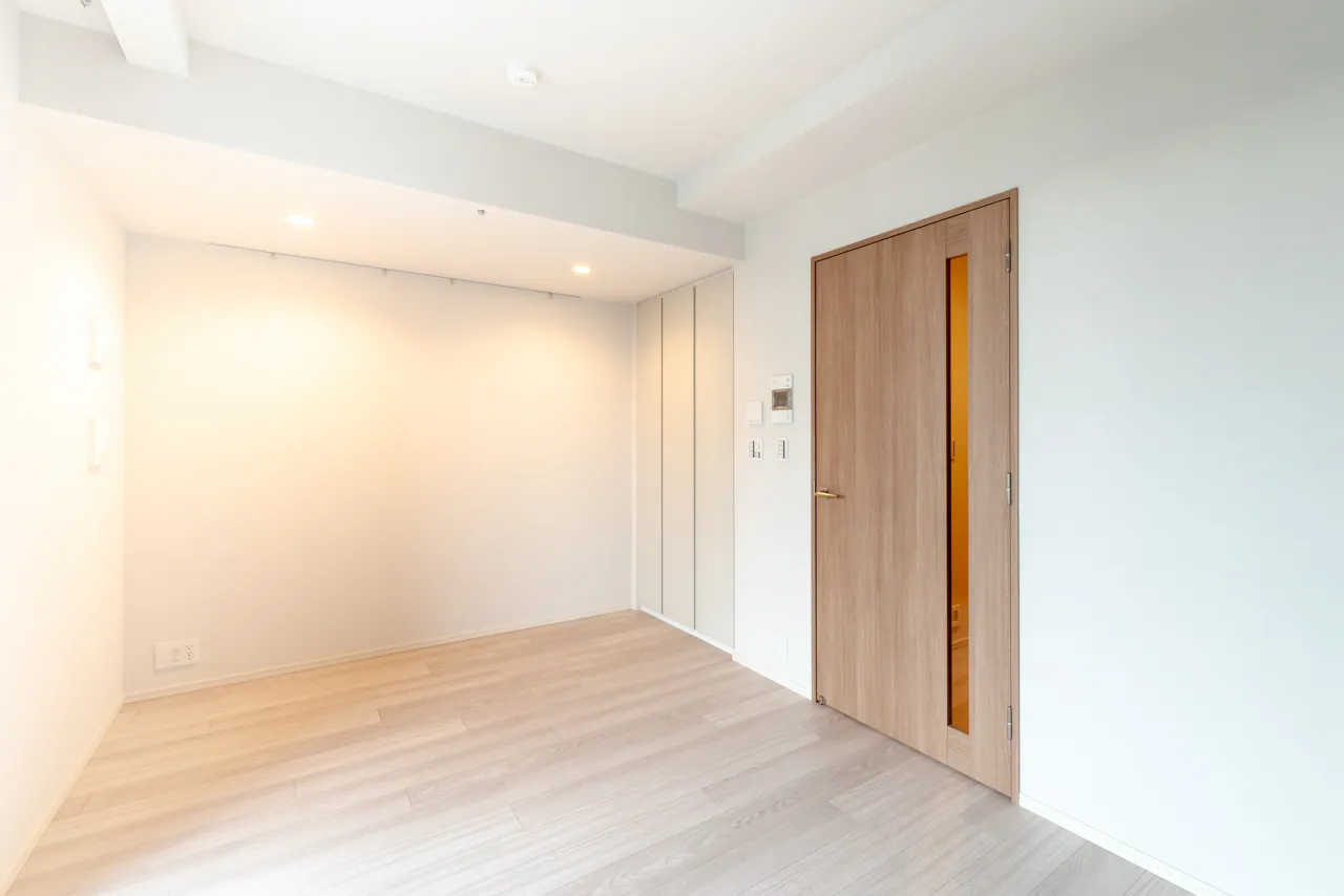 Nakano Station Residence - Interior - ["Flooring", "Wood flooring", "Floor"]
