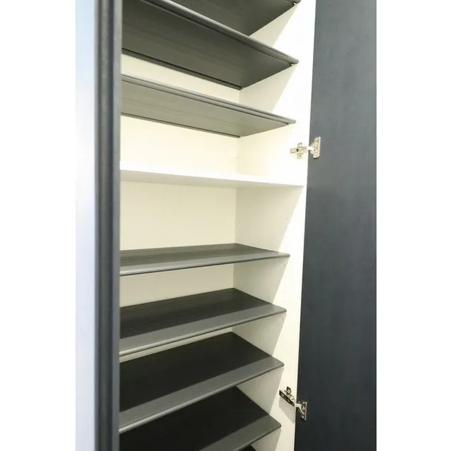 Sharm Toyo - Interior - ["Shelf", "Furniture", "Cabinetry"]