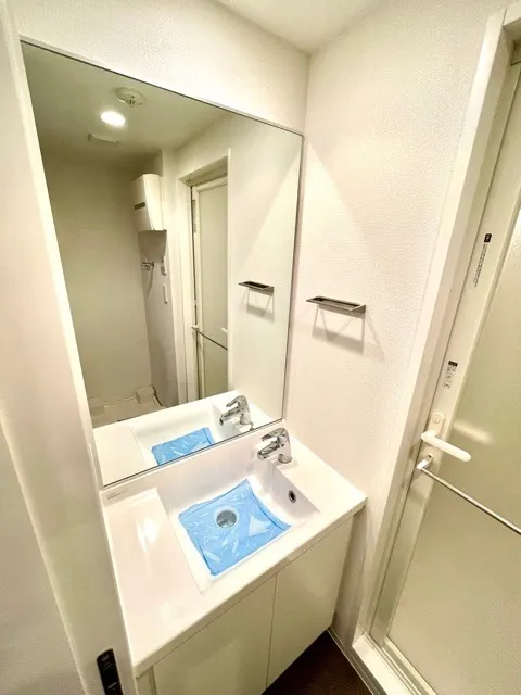 Residia Ochanomizu 2 - Interior - ["Plumbing fixture", "Floor", "Apartment"]