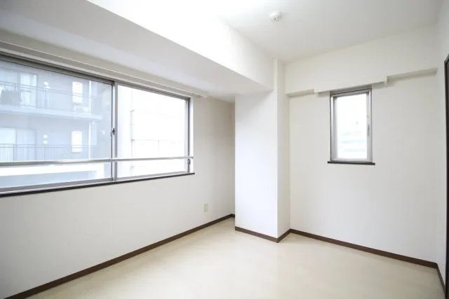 Luxury Apartment East Nihonbashi - Interior - ["Flooring", "Floor", "Apartment"]
