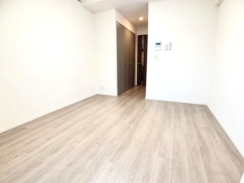 Orchid Residence Morishita - Interior - ["Wood flooring", "Flooring", "Floor"]
