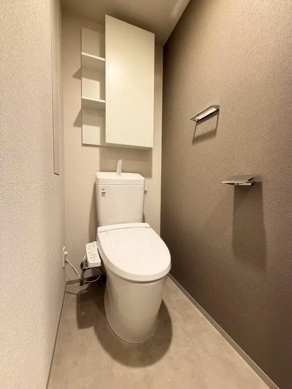 Le Fone Progre Takadanobaba North - Interior - ["Flooring", "Floor", "Toilet seat"]