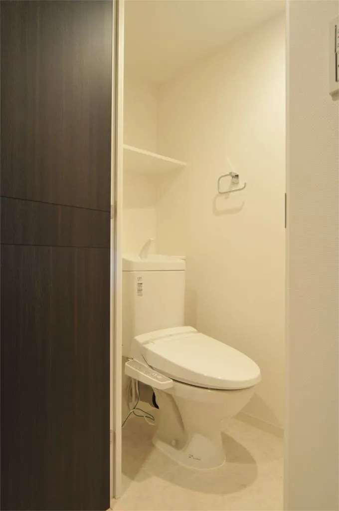 RESIDIA Nihonbashi Bakurocho II - Interior - ["Toilet seat", "Bathroom", "Building"]