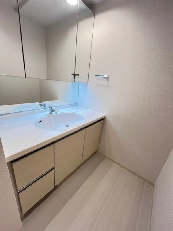 West Park Tower Ikebukuro - Interior - ["Flooring", "Floor", "Interior design"]