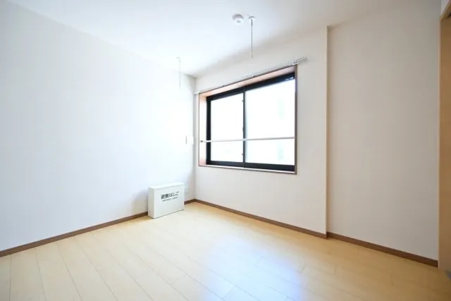CENTRAL GARDEN RESIDENCE TOKYO - Interior - ["Flooring", "Wood", "Floor"]