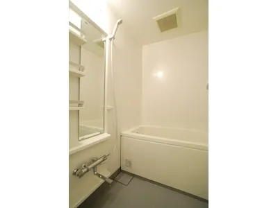 Cabin Arena Akasaka - Interior - ["Property", "Room", "Bathroom"]