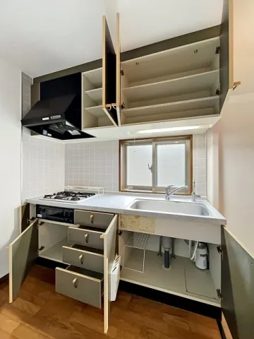 Garden Home Sanno Hills - Interior - ["Kitchen", "Cabinetry", "Countertop"]
