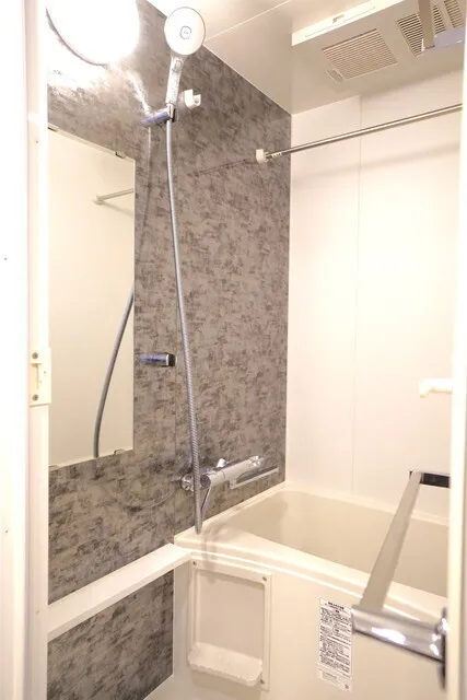 Brillia Ist Ueno Inaricho - Interior - ["Plumbing fixture", "Flooring", "Floor"]
