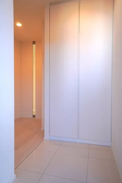 Brillia Ist Ueno Inaricho - Interior - ["Wood", "Amber", "Building"]
