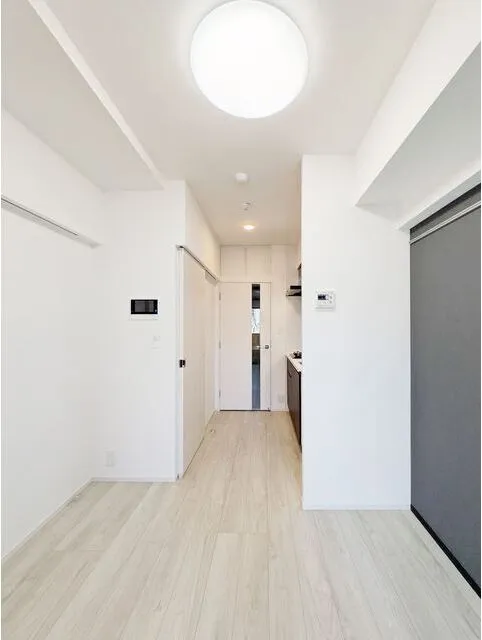 Azil Court Hamamatsucho - Interior - ["Flooring", "Floor", "Ceiling"]
