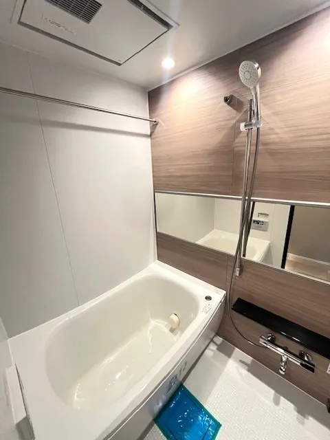 Residia Tower Nogizaka - Interior - ["Plumbing fixture", "Interior design", "Floor"]