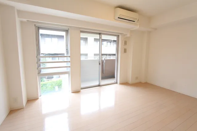 Prime Urban Yoga - Interior - ["Flooring", "Floor", "Apartment"]
