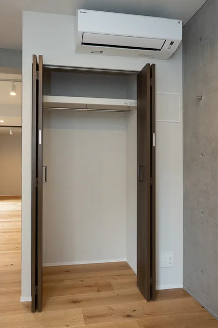 EDIT Nishi-Ikebukuro - Interior - ["Wood", "Flooring", "Floor"]
