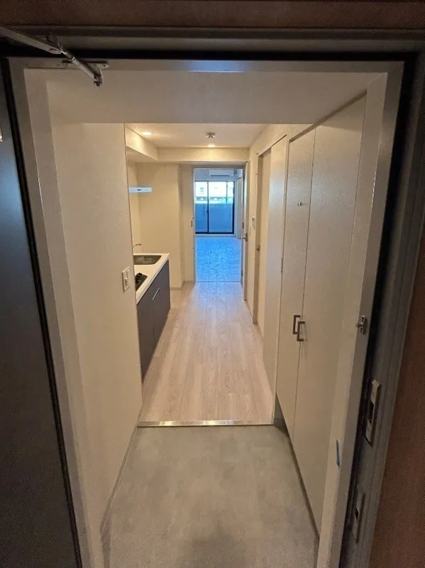 WORVE Suita Esaka - Interior - ["Flooring", "Floor", "Ceiling"]