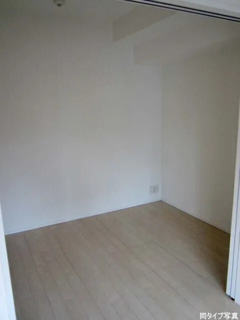BPR Residence Ebisu - Interior - ["Flooring", "Floor", "Wood flooring"]