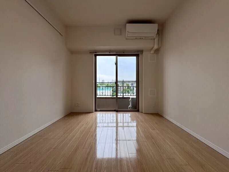 La Santé Hiroo - Interior - ["Flooring", "Floor", "Wood flooring"]