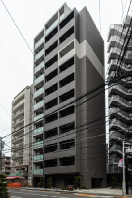 SG Court Otsuka Station - Exterior - ["Building", "Sky", "Urban design"]