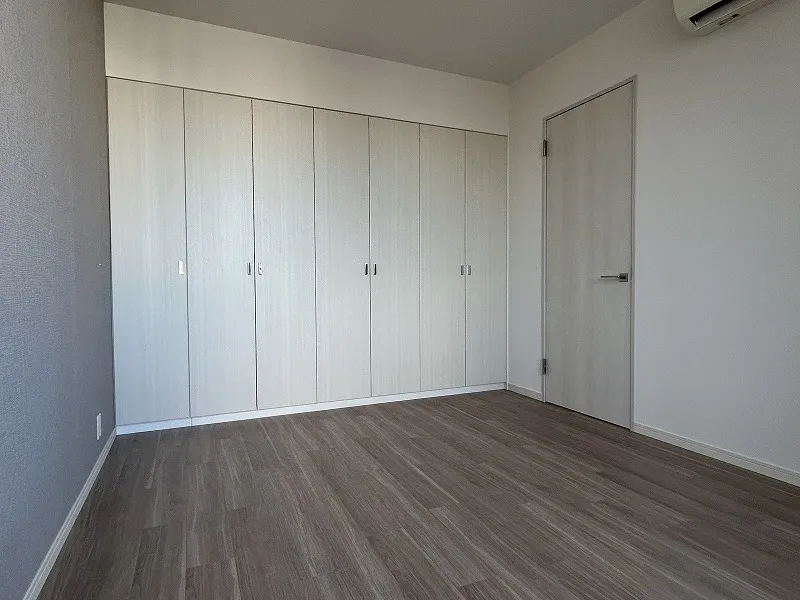 Doue Ginza East II - Interior - ["Flooring", "Wood", "Floor"]