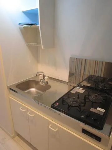 Y Square - Interior - ["Major appliance", "Floor", "Apartment"]