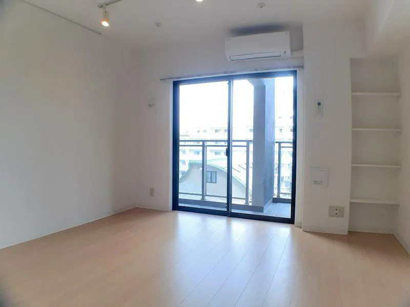 RESIDIA Ichigaya Yakuoji - Interior - ["Floor", "Apartment", "Tile Flooring"]