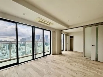 Lieto Court Arc Tower - Interior - ["Floor", "Apartment", "Condominium"]