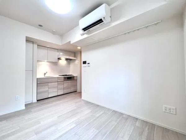 Brillia Ist Komagome - Interior - ["Building", "Wood", "Interior design"]