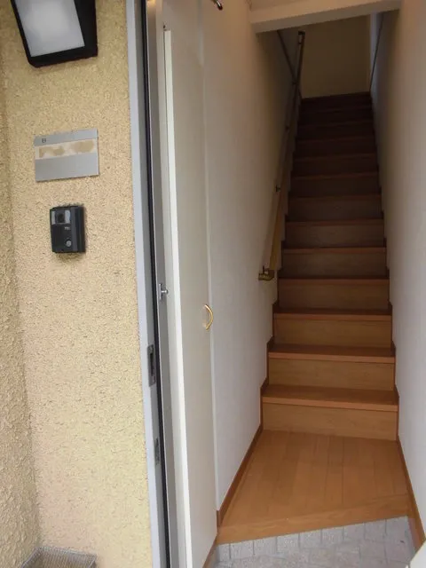 Casa Piccolina - Interior - ["Building", "Door", "Fixture"]