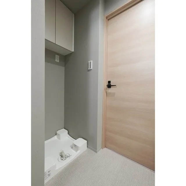 LEFONT PROGRESS SHIBUYA HILLTOP - Interior - ["Door", "Fixture", "Wood"]