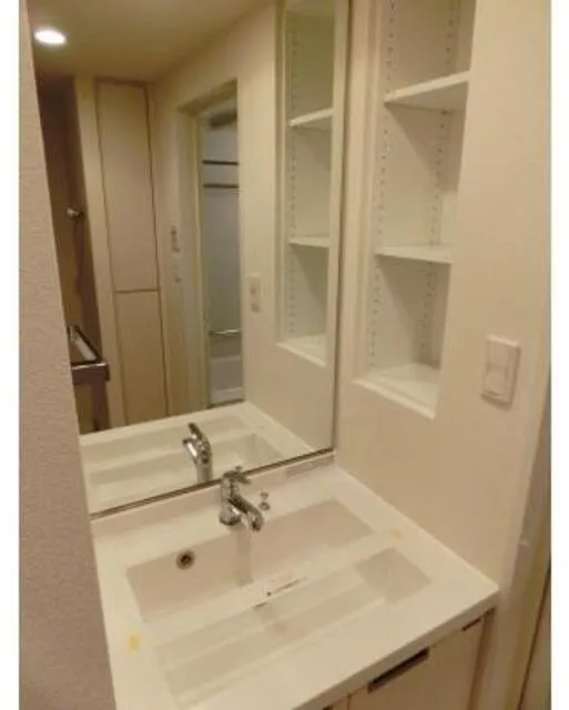 Park Cube Nishigahara Stage - Interior - ["Flooring", "Floor", "Bathroom Sink"]