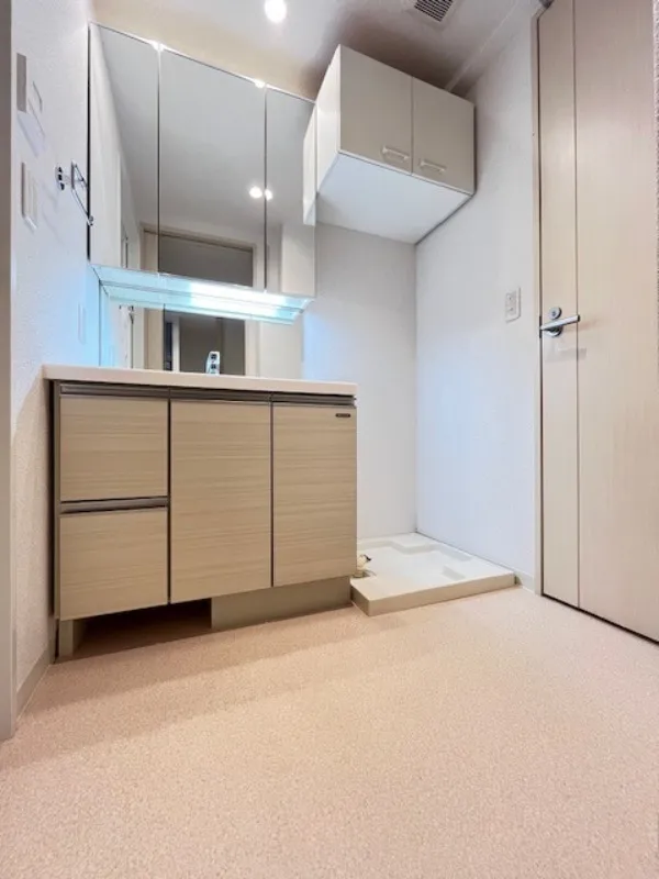 West Park Tower Ikebukuro - Interior - ["Flooring", "Floor", "Wood"]