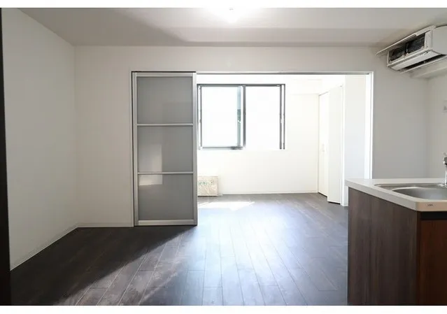 La Douceur Suginami Wada - Interior - ["Wall", "Flooring", "Floor"]