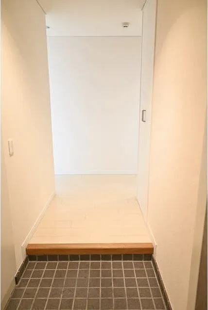 Shibuya Property Tower - Interior - ["Wood", "Rectangle", "Flooring"]