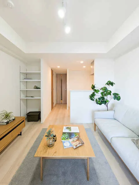 RJR Precia Kamata - Interior - ["Flooring", "Floor", "Interior design"]